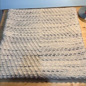 Pottery Barn Wool Cotton Pillow Cover Cream Gray Chunky Diamond Zip Closure 22”